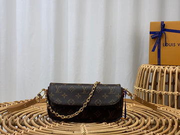 VS - LOV Bags - 937