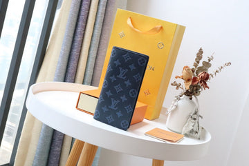 VS - LOV Wallet - 742
