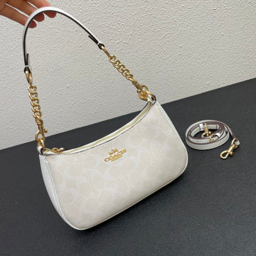 VS - CAH Bags - 750