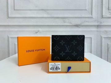 VS - LOV Wallets - 831