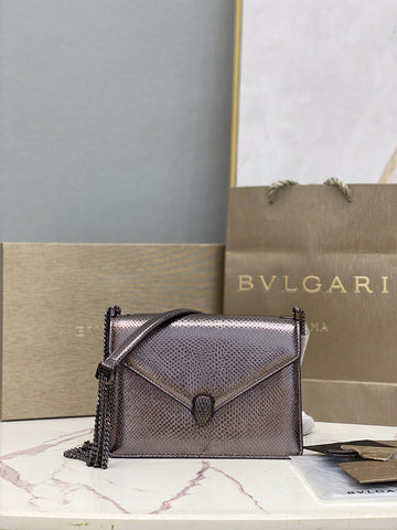 VS - Latest - 079