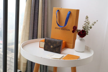 VS - LOV Wallet - 657