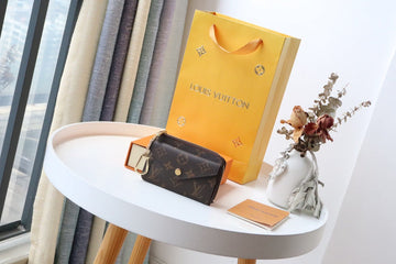 VS - LOV Wallet - 1081