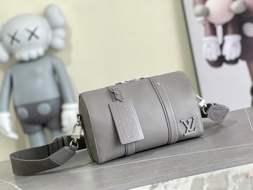 VS - LOV Women Bag - 2967