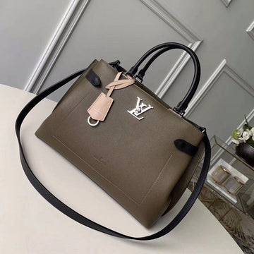 VS Fashion Lu-Vi bags - 1957