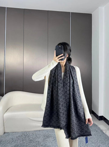 VS - LOV Scarf - 102