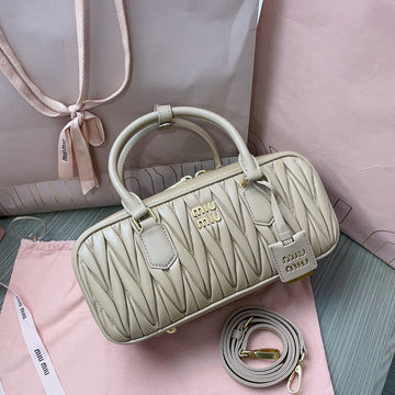 VS - MMU Bags - 013