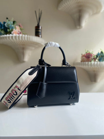 VS - LOV Women Bag - 970