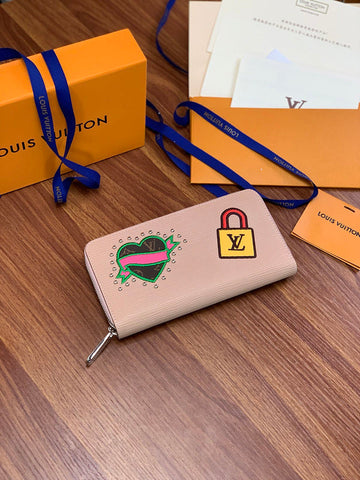 VS - LOV Wallets - 580