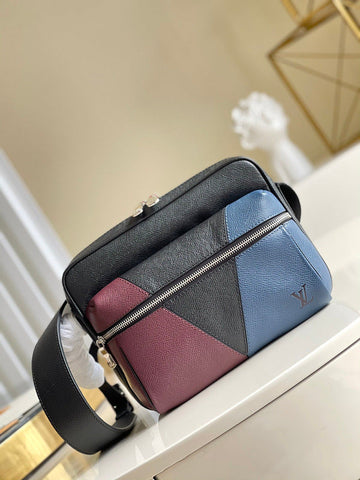 LOV2 Bags - Luxurious Bags  1212