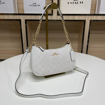 VS - CAH Bags - 740