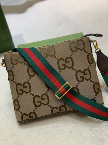 VS - GCI Bags - 1946