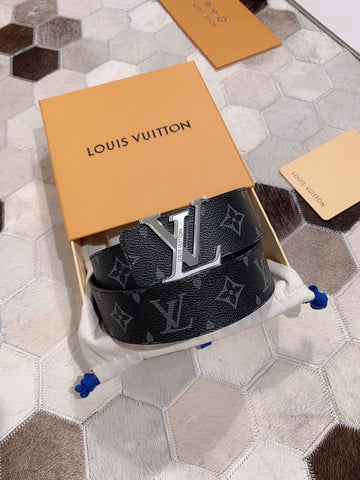 VS - Latest - 10595
