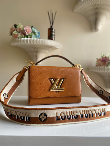 VS - LOV Women Bag - 2570