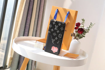 VS - LOV Wallet - 207