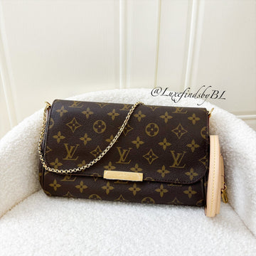LV Favorite Pochette MM in Monogram Canvas GHW