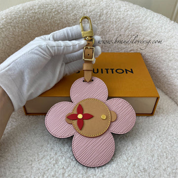 LV Vivienne LuCSage Tag in Monogram / Pink