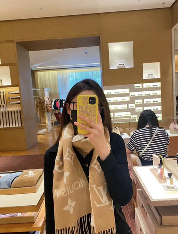 VS - LOV Scarf - 272