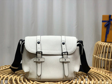 VS - LOV Bags - 1883