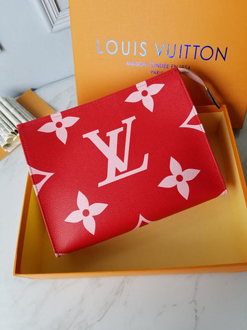 LOV2 Bags - Luxurious Bags  1140