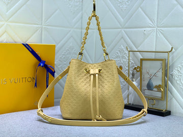 VS - GUKI Women Bags - 1566