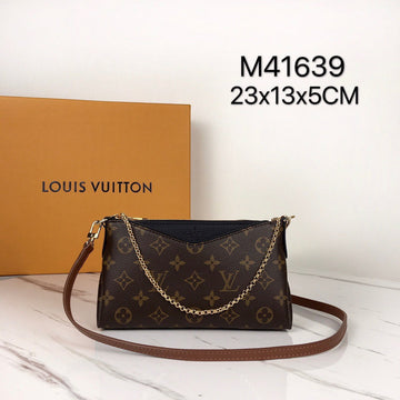 LOV2 Bags - Luxurious Bags  1044