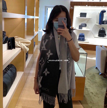 VS - LOV Scarf - 074