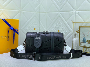 VS - GUKI Women Bags - 1704