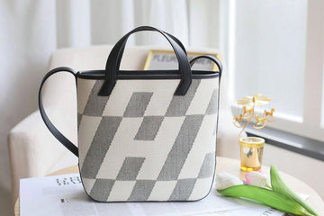 VS - HMS Bags - 1781