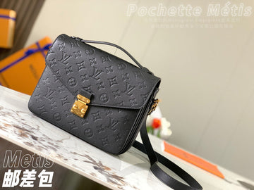 VS - LOV Women Bag - 1244