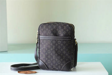 VS Fashion Lu-Vi bags - 9904