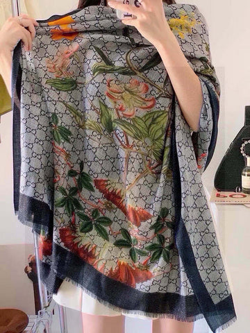 VS - GUKI Scarf - 186