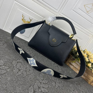 VS - GUKI Women Bags - 1947