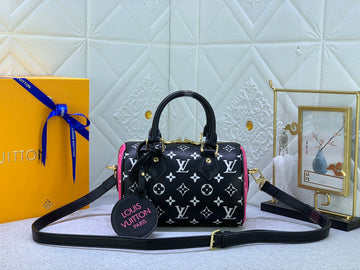 VS - GUKI Women Bags - 1855