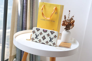 VS Fashion Lu-Vi bags - 600