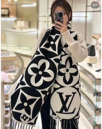 VS - LOV Scarf - 456