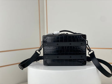 VS - LOV Women Bag - 2145