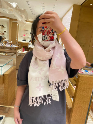 VS - LOV Scarf - 182