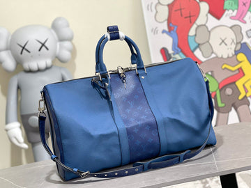 VS - LOV Women Bag - 2081