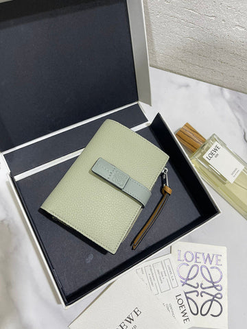 VS - LOW Wallet - 079