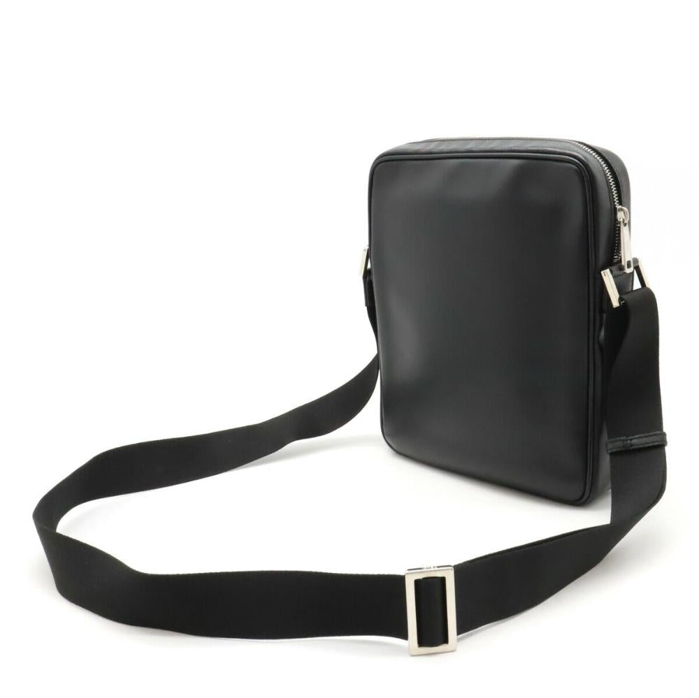 Black Leather Fendi Shoulder Bag