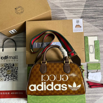VS 702397 shoulder bag Handbag brown adidas x GC