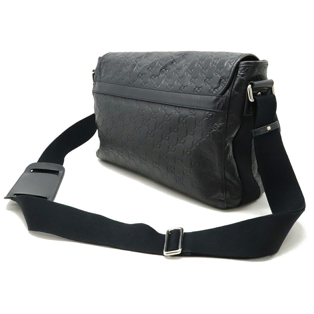 Black Leather Gucci Shoulder Bag