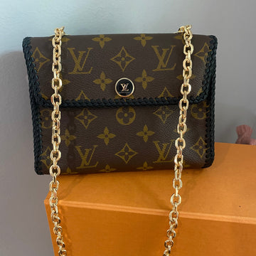 The Canvasback Shoulder/Crossbody Bag -CS Monogram in Black