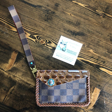 The Chickadee - Caramel DamierVS Card Holder