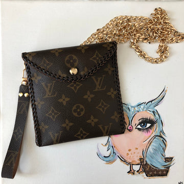 The Cardinal Crossbody - Pretty in PinkVS Monogram
