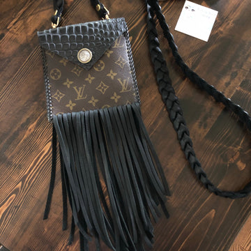The Hawk - BlackVS Clutch/Wristlet/Crossbody Bag