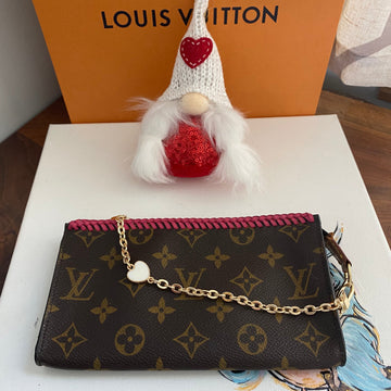 The Junco Wristlet -CS Monogram in Hot Pink