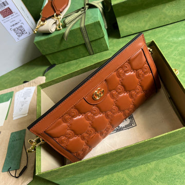 Gucci VS  Matelasse Leather Shoulder Bag