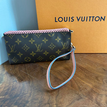 The Junco -CS Monogram Wristlet in Pale Pink